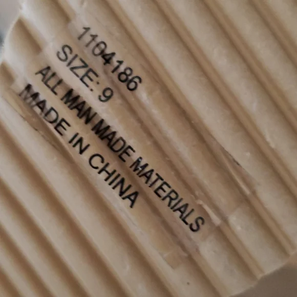 Charlotte Russe Faux suede Sandals NWOB 9/9.5 - Picture 5 of 7